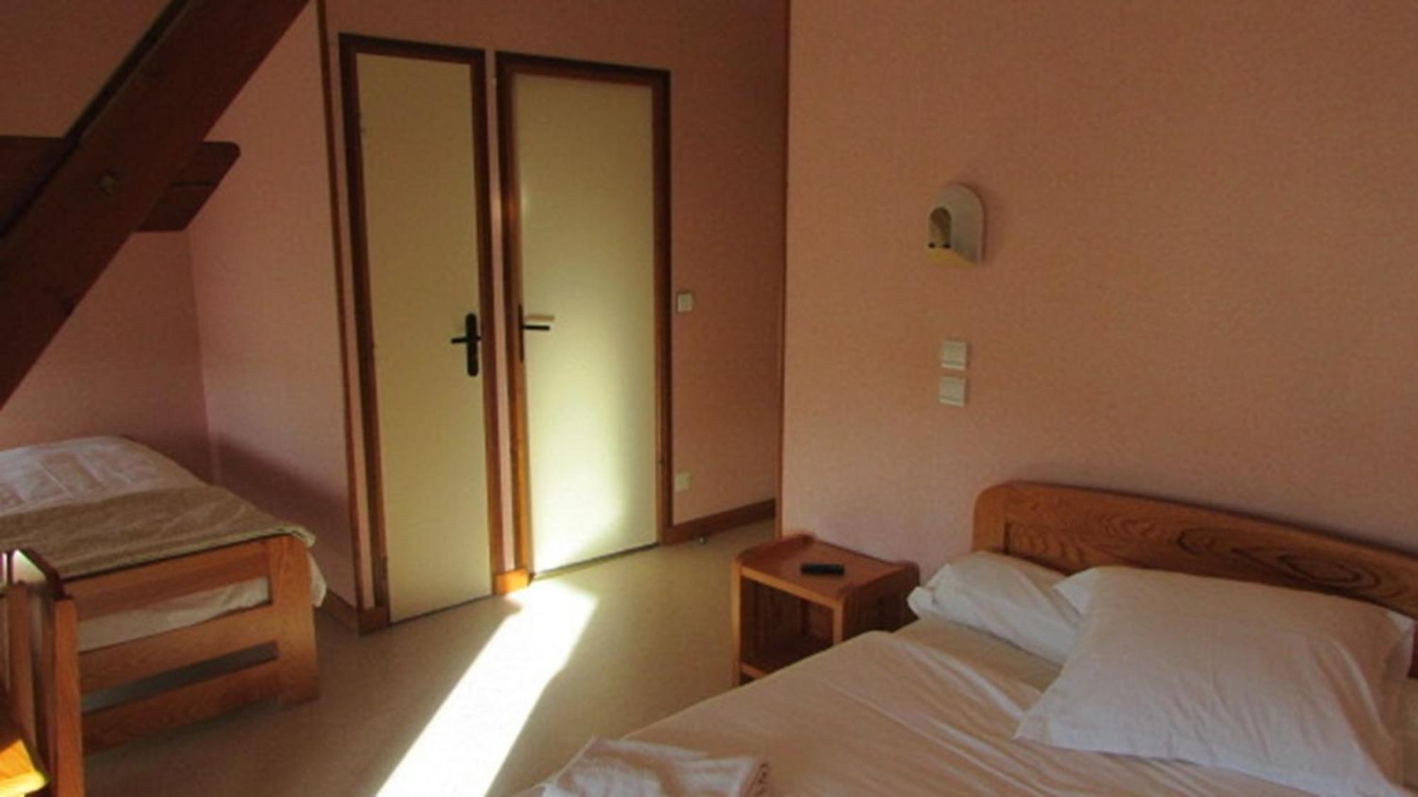 Rod & Seve Hotel Propieres Szoba fotó